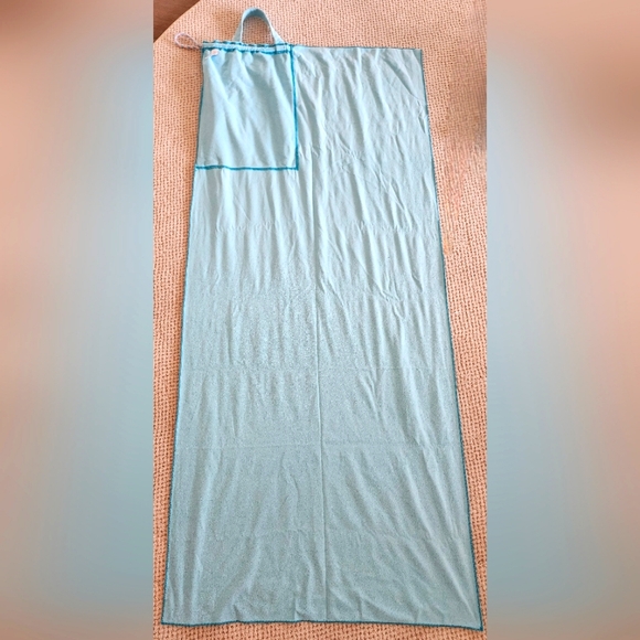Lululemon Totetastic Towel Skye - Picture 2 of 6